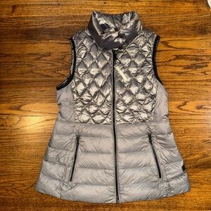 Calvin Klein Women's Silver Quilted Vest